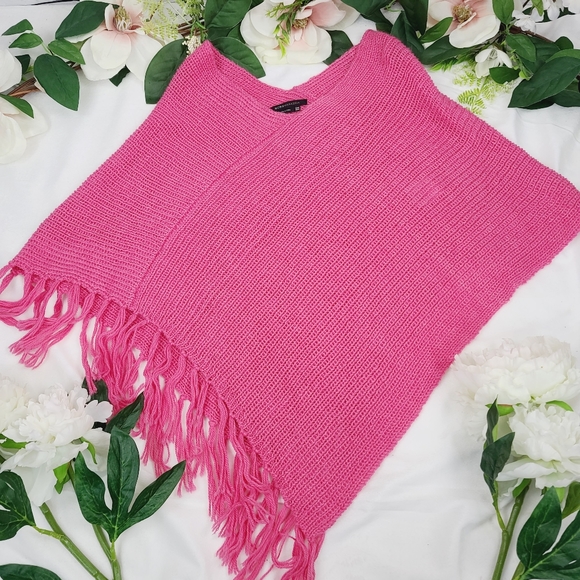 BCBG MAXAZARIA Shrug Poncho - Picture 2 of 8